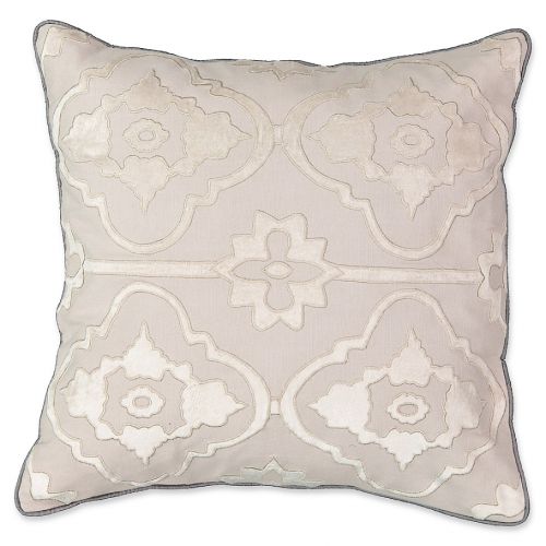 뷰티레스트 Beautyrest LaSalle Embroidered Square Throw Pillow in Pumice