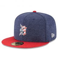 Men's Detroit Tigers New Era Heathered NavyHeathered Red 2017 Stars & Stripes 59FIFTY Fitted Hat