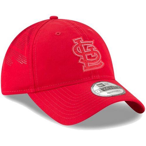  Men's St. Louis Cardinals New Era Red 2018 Clubhouse Collection Classic 9TWENTY Adjustable Hat