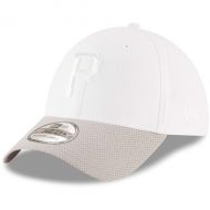 Men's Pittsburgh Pirates New Era White Tone Tech Redux 2 39THIRTY Flex Hat