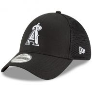 Men's Los Angeles Angels New Era Black Neo 39THIRTY Unstructured Flex Hat