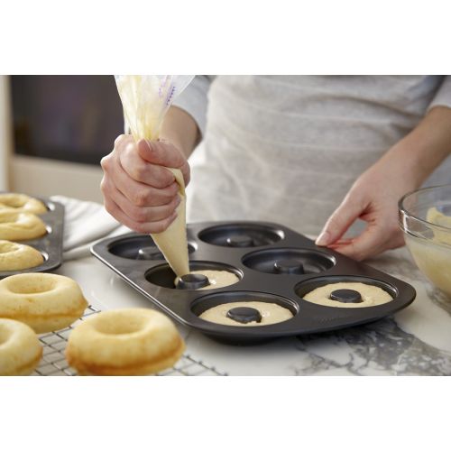  Wilton Non-Stick Donut Pans, 2-Piece