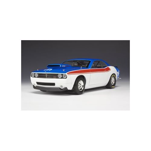  Dodge Challenger Concept Super Stock 1:18 Highway 61 Red/White/Blue