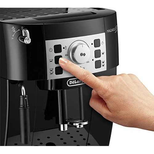  Besuchen Sie den De’Longhi-Store DeLonghi Magnifica S ECAM 22.110.B Kaffeevollautomat mit Milchaufschaumduese fuer Cappuccino, Direktwahltasten fuer Espresso und Kaffee, 2-Tassen-Funktion, 1,8 Liter Wassertank, schwa