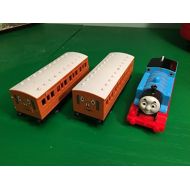 Thomas & Friends Trackmaster Thomas the Tank Engine with Annie & Clarabel