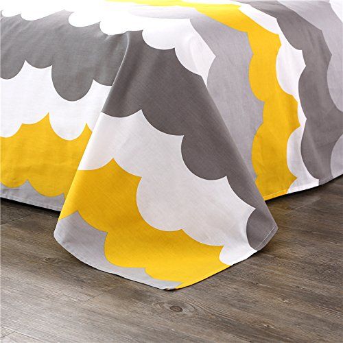  LELVA Cartoon Kids Bedding for Boys and Girls Duvet Cover Set Baby Bedding 4 Piece Cotton Bee Print Bedding Yellow (Queen, Fitted Sheet Set)