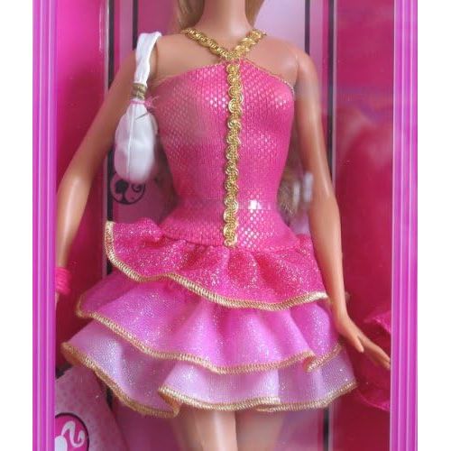 바비 Barbie Doll & Fashions Giftset w 5 Outfits & Doll - Toys R Us Exclusive (2008)