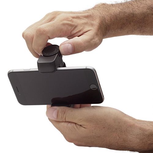  Calumet Shoulderpod Handle Grip for Smartphones and a Bonus Ivation Wireless Bluetooth Camera Shutter Remote Controller