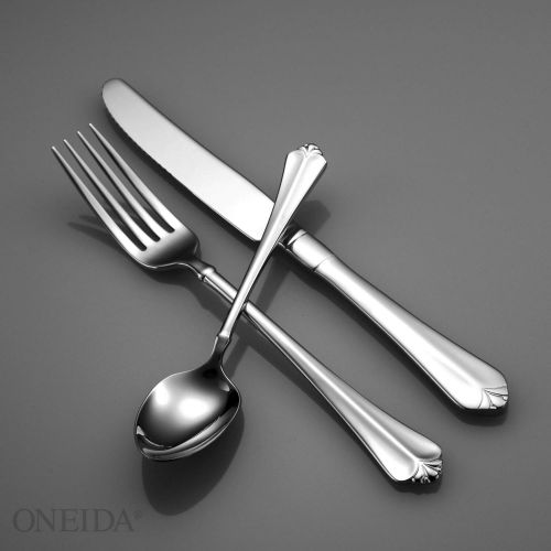  Oneida Foodservice 2273KSHF Classic Juilliard Steak Knives (Set of 12)