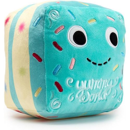 키드로봇 Kidrobot Finn Funfetti Cake [Medium]: ~7 Yummy World Plush + 1 Official Yummy Mini-Item Goodie Bundle