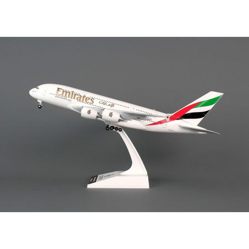  Daron Skymarks Emirates A380-800 Airplane Model Building Kit with Gear, 1/200-Scale