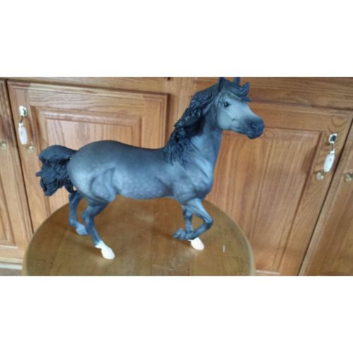  Horseshoe Canyon Breyer Custom Hwin gray grey horse