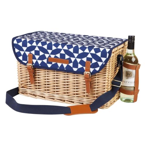  SunnyLIFE Deluxe Traditional 4 Person Country Wicker Picnic Basket with Cutlery
