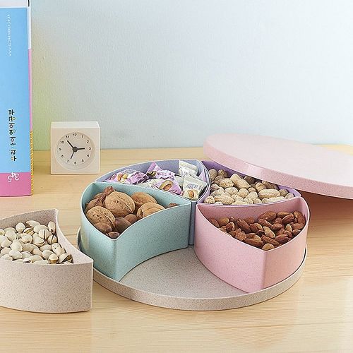  Snack Serving Tray, Umiwe 5-Section Divided Round Wheat Straw Serving Dish Appetizer Platter Fruit Plate Nut Bowl Candy Box Holder for Wedding Festival Guests Entertainment