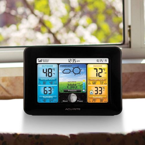  AcuRite 02077 Color Weather Station Forecaster with Temperature, Humidity