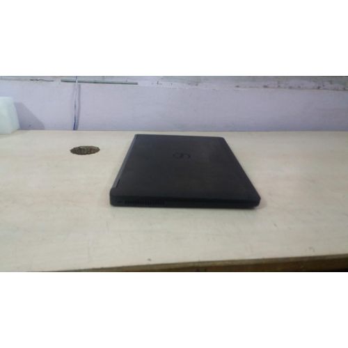 델 Dell Latitude E7470 Business Ultrabook 14 Inch i7-6600U 16GB DDR4 Windows 10 Pro (256G)