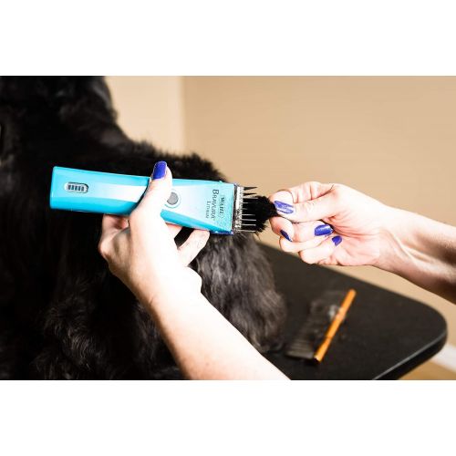  Wahl Professional Animal Bravura Cordless Lithium Pet, Dog, and Cat Clipper