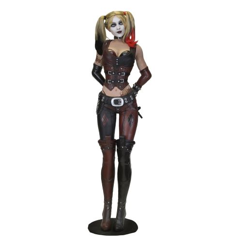 네카 NECA Arkham City Life-Size Foam Replica Harley Quinn Figurine