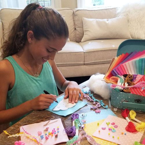  [아마존베스트]ARTIKA Sewing KIT for Kids, DIY Craft for Girls, The Most Wide-Ranging Kids Sewing Kit Kids Sewing Supplies, Includes a Booklet of Cutting Stencil Shapes for The First Step in Sewing. (Un