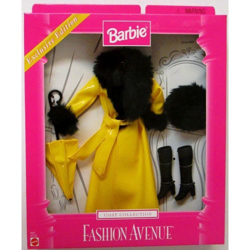 바비 Barbie Fashion Avenue Coat Collection. Yellow Slicker with Black Fur Trim