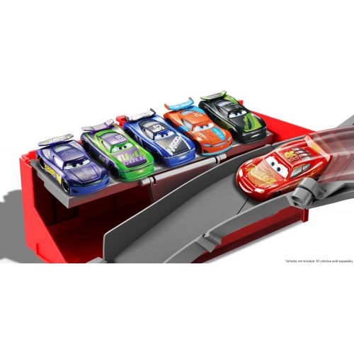 디즈니 Matchbox DisneyPixar Cars Transforming Super Track Mack Playset