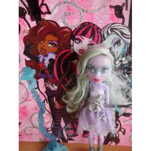 몬스터하이 Monster High Haunted Getting Ghostly Twyla Doll
