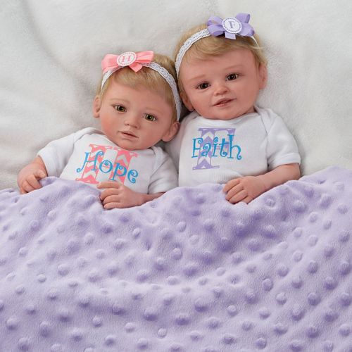  The Ashton-Drake Galleries Mayra Garza Lifelike Poseable Twin Baby Doll Set with Baby Bunting