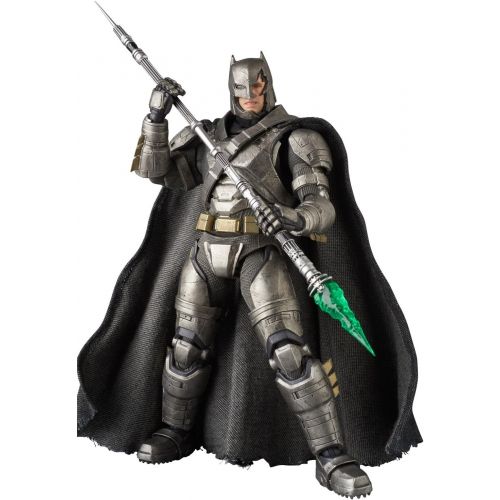 메디콤 Medicom Batman v Superman: Dawn of Justice: Knightmare Batman MAF EX Figure