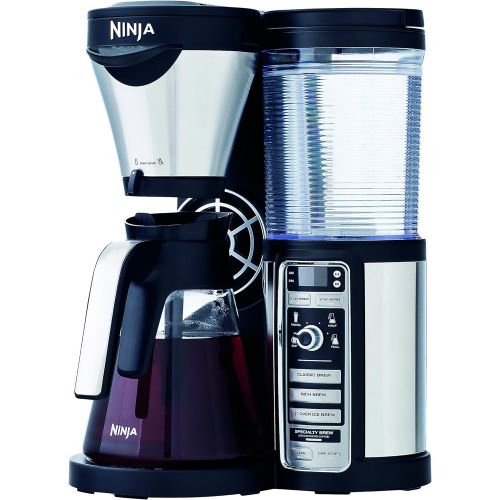 닌자 SharkNinja Ninja Coffee Maker for HotIced Coffee with 4 Brew Sizes, Programmable Auto-iQ, Milk Frother, 43oz Glass Carafe, Tumbler and 100 Recipes (CF082)