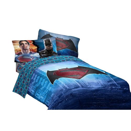  Warner Bros. 72 x 86 Batman Vs Superman Worlds Finest Reversible Comforter, Twin/Full