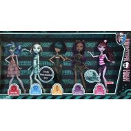 Monster High SKULL SHORES 5 DOLL Set w 3 EXCLUSIVE DOLLS Frankie, Cleo, Clawdeen & Ghoulia & Draculaura TARGET EXCLUSIVE (2012)