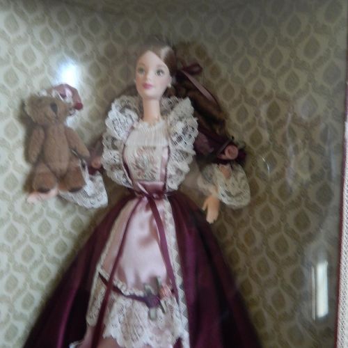 마텔 Mattel Victorian Barbie with Cedric Bear