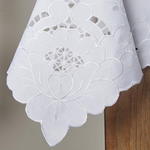 Violet Linen Sapphire Embroidered Design Tablecloth, 60 x 120, White