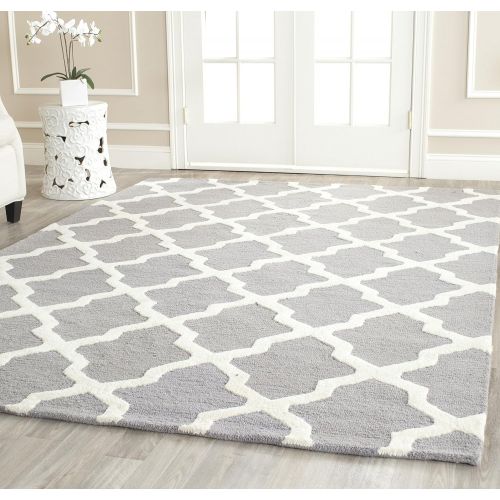  Safavieh Cambridge Collection CAM121D Handmade Moroccan Geometric Silver and Ivory Premium Wool Square Area Rug (6 Square)