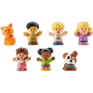 Fisher-Price Little People Friends & Pets Figure Pack, Set of 7 Character Figures for Toddlers and Preschool Kids Ages 1 to 5 Years