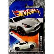 2011 Hot Wheels Faster Than Ever Nissan 370z-Red 3/10