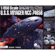 BANDAI Star Trek 1/850 Scale USS Voyager NCC-74656