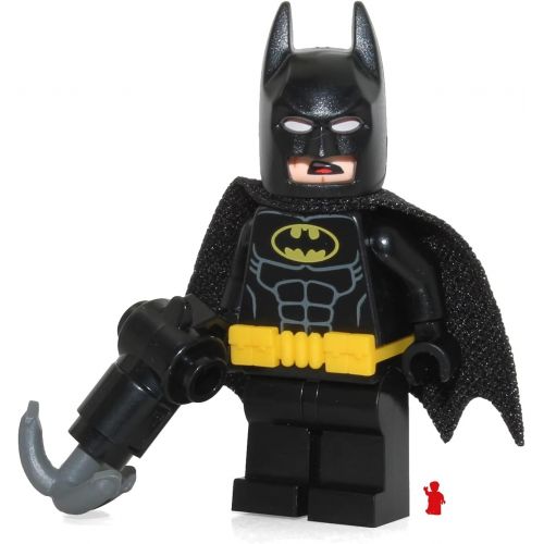  The LEGO Batman Movie MiniFigure - Batman with Utility Belt & Mic (Beat Boxing Batman) 70922