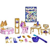 My Little Pony: A New Generation Royal Room Reveal Princess Pipp Petals - 3-Inch Pink Pony, Water-Reveal Accessories, Toy for Kids Ages 5 and Up