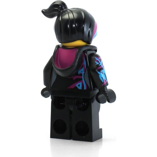  LEGO The Movie Minifigure: Wyldstyle with Hoodie Down