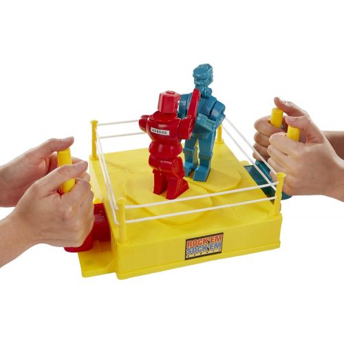 마텔 [아마존베스트]Mattel Games Rock Em Sock Em Robots: you control the battle of the robots in a boxing ring