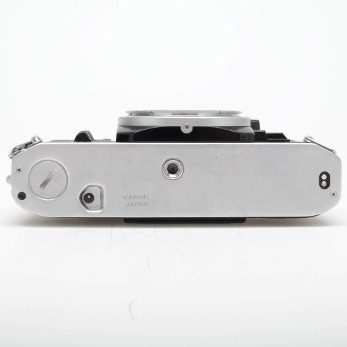 캐논 Canon AE-1 35mm SLR Manual Focus Camera Body (Chrome), 35mm Cameras