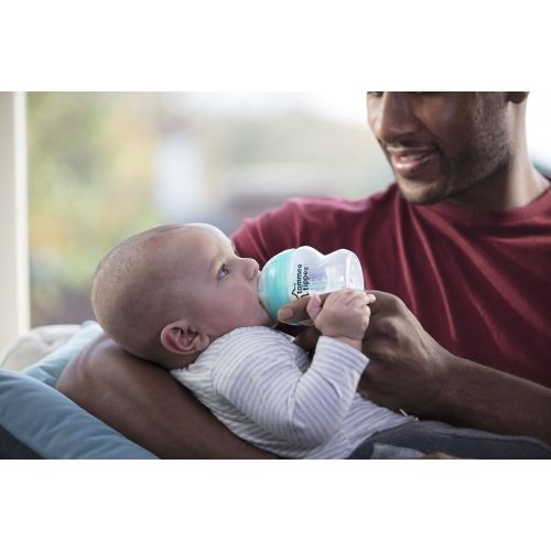 토미티피 Tommee Tippee Advanced Anti-Colic Newborn Baby Bottle Feeding Set, Heat Sensing Technology, BPA-Free