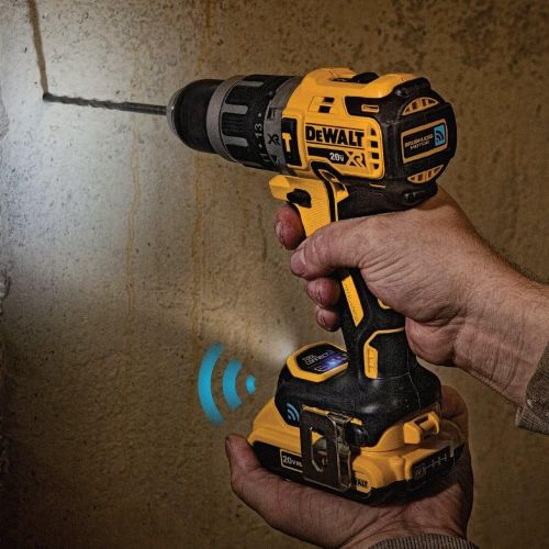  [아마존베스트]DEWALT 20V MAX XR Hammer Drill Kit, Tool Connect Bluetooth (DCD797D2)