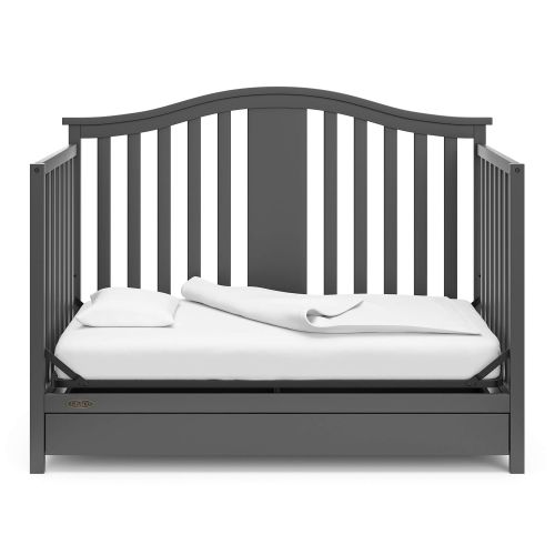 그라코 Graco Solano 4-in-1 Convertible Crib (Gray) ? Easily Converts to Toddler Bed, Daybed or Full-Size Bed with Footboard and Headboard, 3-Position Adjustable Mattress Support Base