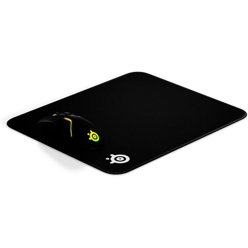  [아마존베스트]SteelSeries QcK Gaming Surface - Medium Stitched Edge Cloth - Extra Durable - Optimized For Gaming Sensors - Black