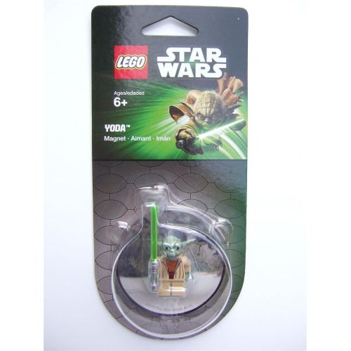  EXCLUSIVE LEGO Star WarsTM YodaTM Magnet