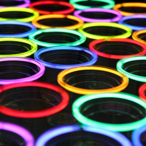  GLOWPONG All Mixed Up Glow-in-The-Dark Beer Pong Game Set for Indoor Outdoor Nighttime Competitive Fun, 24 Multi-Color Glowing Cups, 4 Glowing Balls, 1 Ball Charging Unit Makes Eve