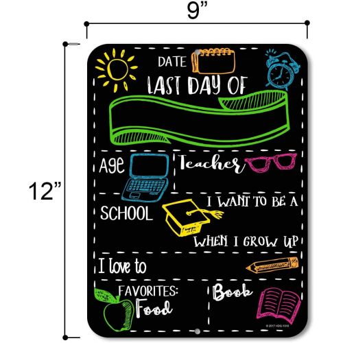  [아마존베스트]Honey Dew Gifts Chalkboard Style Last Day of School Photo Prop Tin Sign -9 x 12 inch Reusable Easy Clean - Customizable with Liquid Chalk Markers (Not Included)