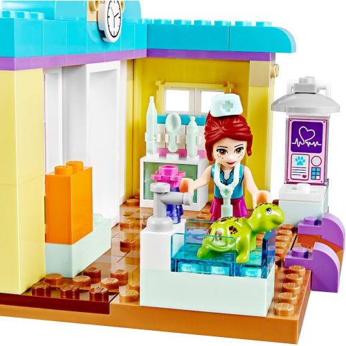  LEGO 10728 Mias Vet Clinic Toy for Juniors